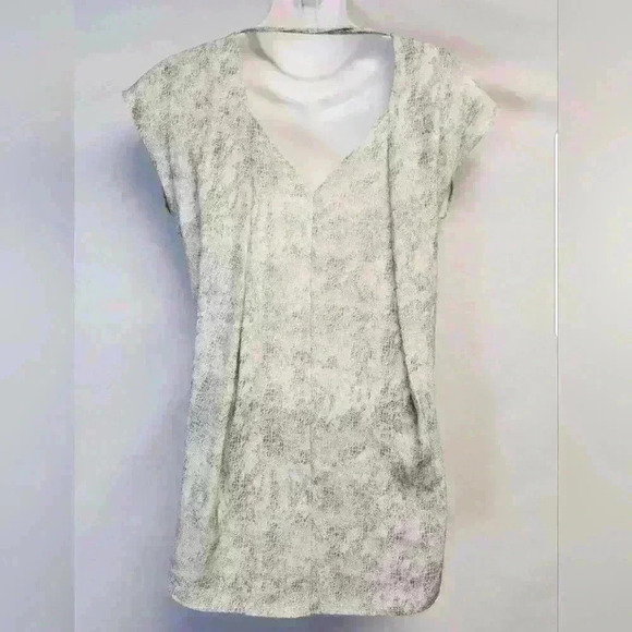 Women's Calvin Klein Reptile Pattern Gray Blouse Sz XS $59 - Picture 4 of 10
